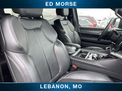 Used 2024 Jeep Wagoneer Series II w/ Flexible Seating Group AWD/4WD image 27