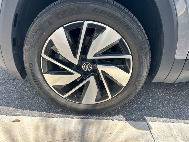 Used 2024 Volkswagen Atlas SE FWD image 16