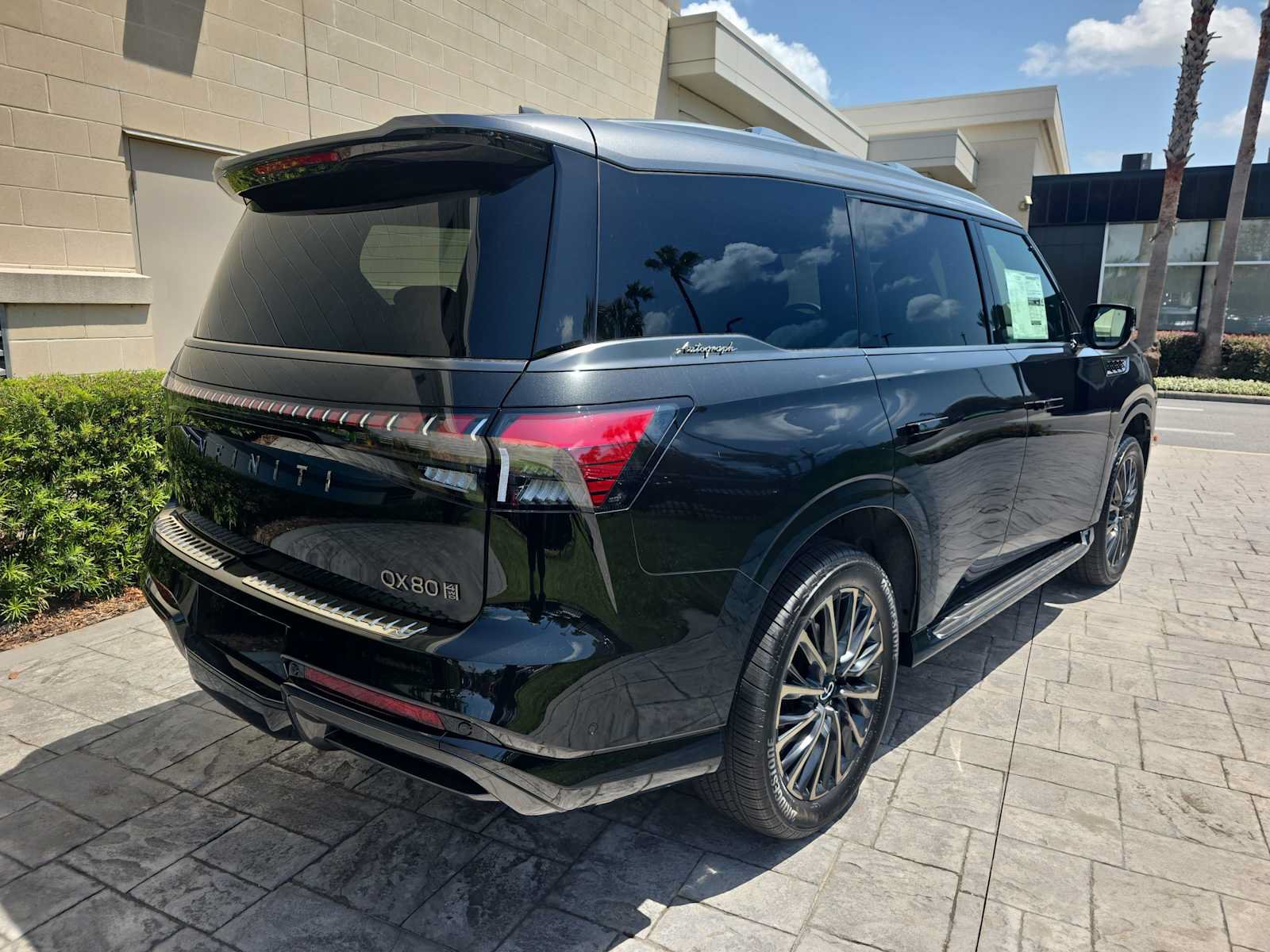 New 2027 INFINITI QX80 Autograph w/ Autograph Exterior Package AWD/4WD image 3