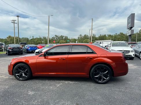 Used 2021 Chrysler 300 S image 9