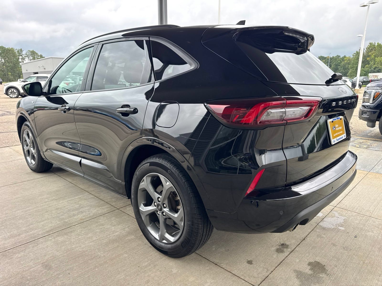 Certified 2024 Ford Escape ST-Line w/ Tech Pack #1 AWD/4WD image 5