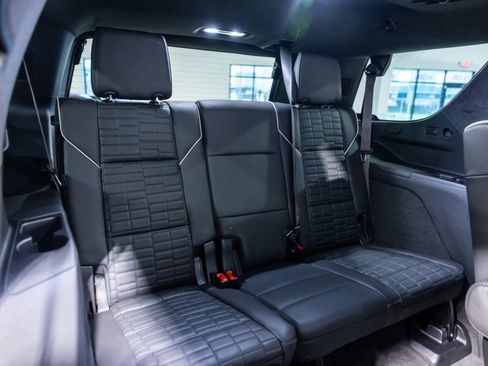 Used 2024 Cadillac Escalade V AWD/4WD image 34