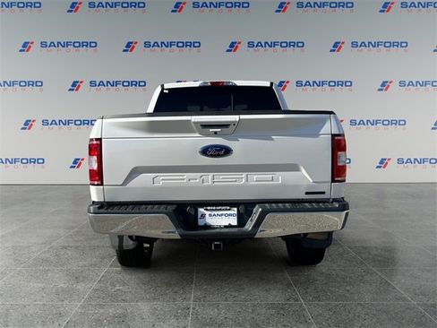 Used 2019 Ford F150 Lariat w/ Trailer Tow Package image 4