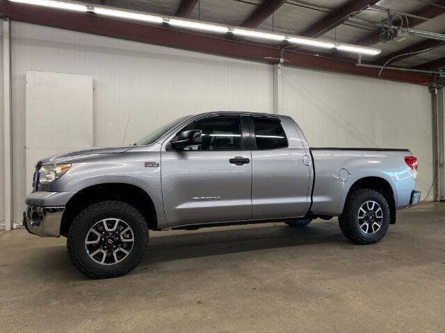Used 2010 Toyota Tundra 4x4 Double Cab w/ Tow Pkg image 1