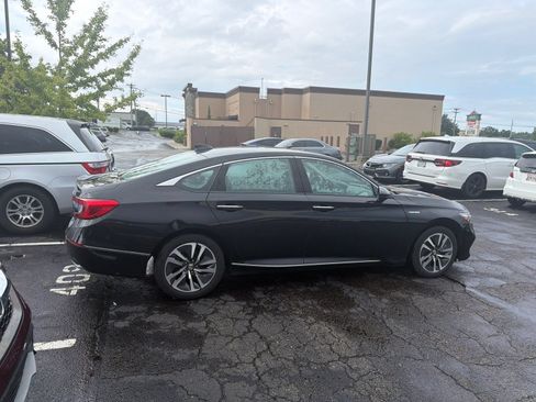 Used 2019 Honda Accord Touring image 18