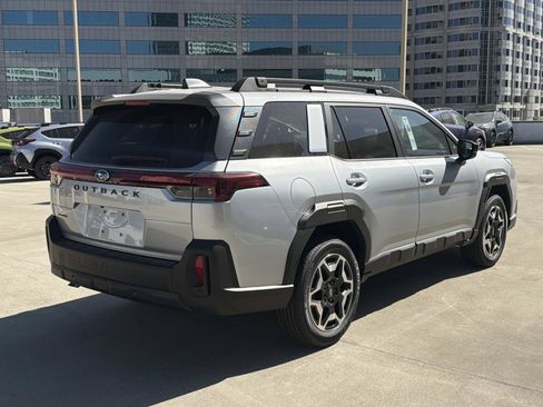 New 2026 Subaru Outback Touring AWD/4WD image 4