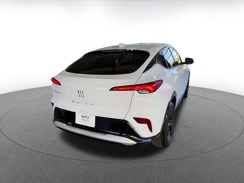 Used 2025 Buick Envista Sport Touring image 18