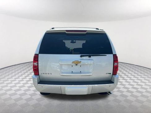Used 2012 Chevrolet Tahoe LTZ AWD/4WD image 6