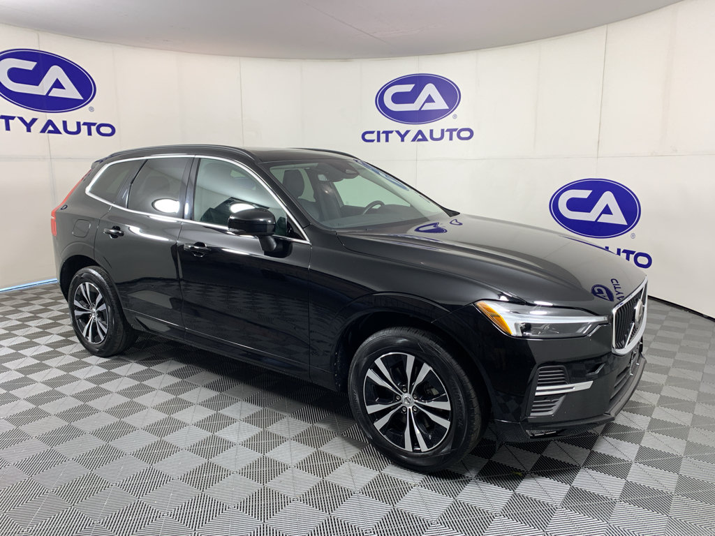 Used 2023 Volvo XC60 B5 Core AWD/4WD image 1