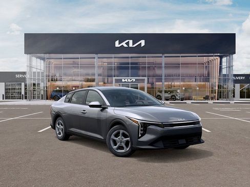 New 2025 Kia K4 LXS image 8