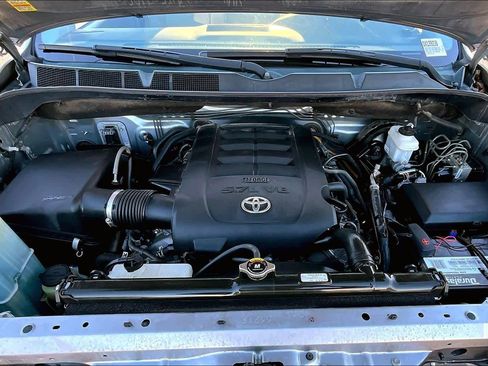Used 2013 Toyota Tundra 2WD CrewMax image 31