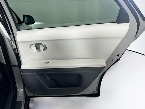 Used 2024 Hyundai Ioniq 5 SEL image 30