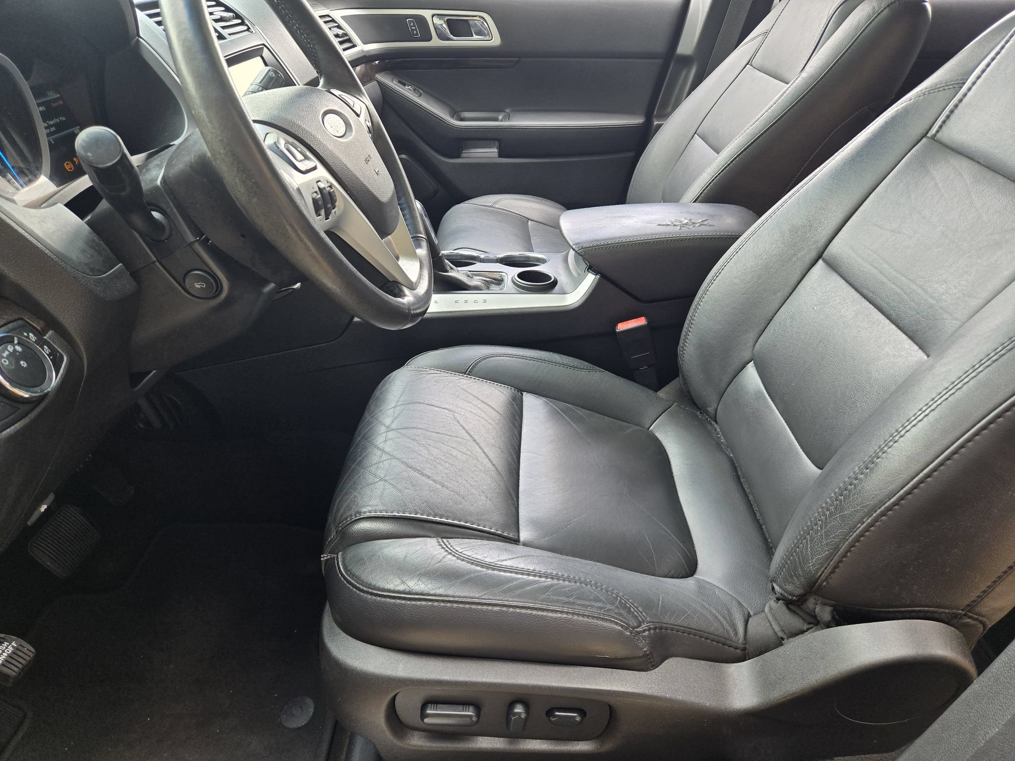 Used 2015 Ford Explorer Limited FWD image 12