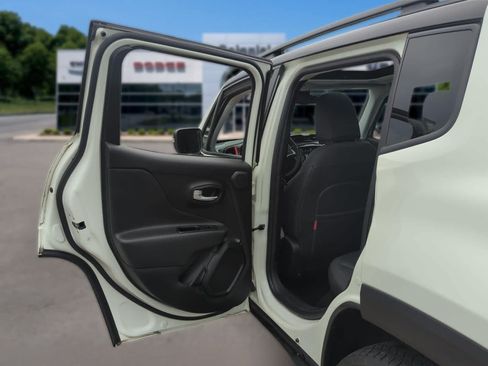 Used 2023 Jeep Renegade Trailhawk w/ Sun/Sound Group AWD/4WD image 27