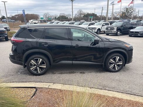 Used 2024 Nissan Rogue SL w/ SL Premium Package image 6