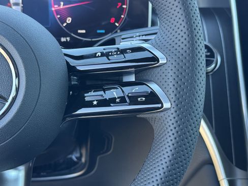 New 2026 Mercedes-Benz GLC 300 4MATIC image 22
