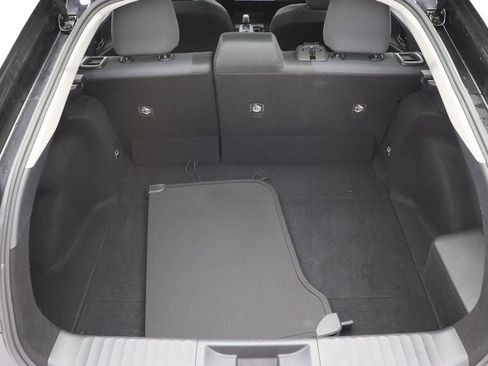 Used 2024 Toyota Prius LE image 28