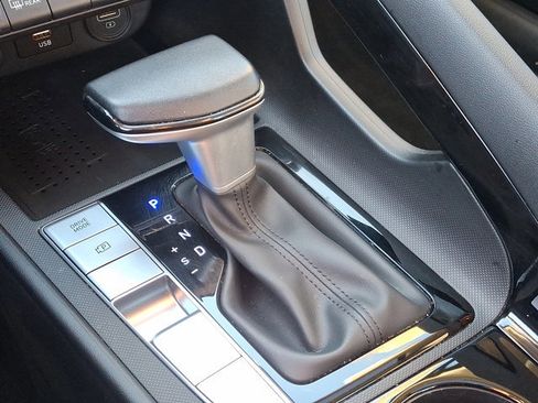 Certified 2023 Hyundai Elantra Limited image 15