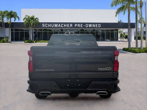 Used 2022 Chevrolet Silverado 1500 High Country RWD image 6