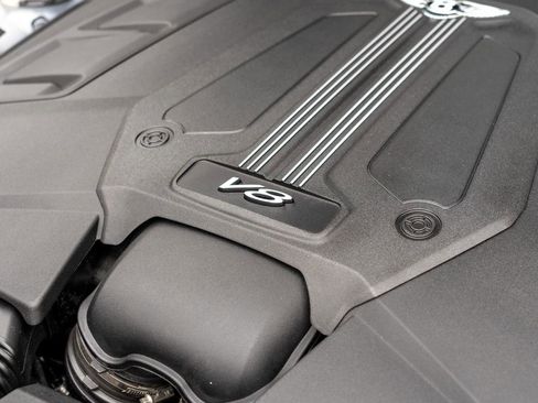 Used 2021 Bentley Bentayga AWD/4WD image 87