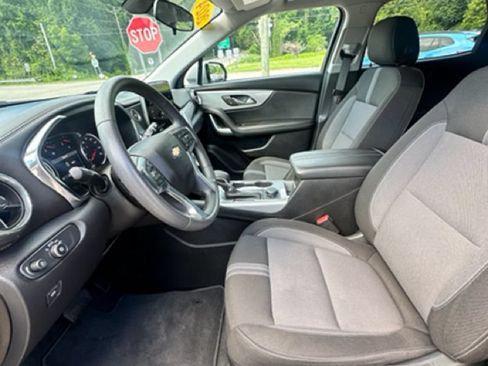 Used 2024 Chevrolet Blazer LT FWD image 10