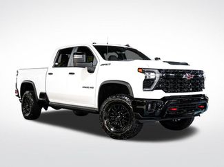 Used 2025 Chevrolet Silverado 2500 ZR2 w/ Technology Package AWD/4WD video 1