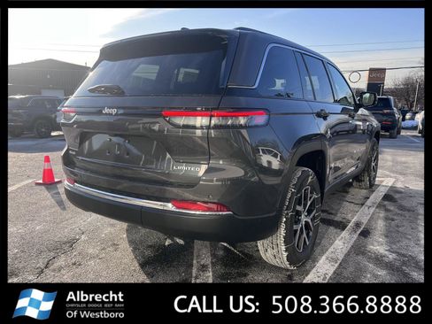 New 2025 Jeep Grand Cherokee Limited w/ Trailer Tow Package image 5
