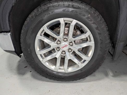 Certified 2019 GMC Sierra 1500 SLT w/ SLT Premium Package AWD/4WD image 3