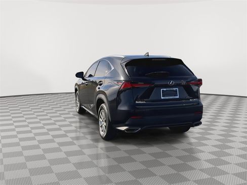 Used 2018 Lexus NX 300 FWD image 7