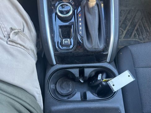 Used 2023 Chevrolet Colorado Trail Boss w/ Technology Package image 23