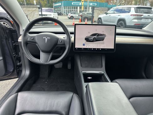 Used 2022 Tesla Model 3 Long Range image 18