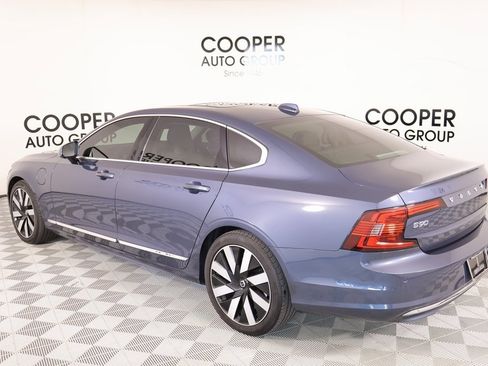 Used 2024 Volvo S90 T8 Ultimate w/ Lounge Package image 23