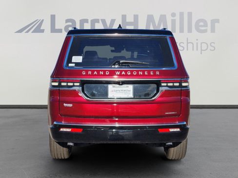 New 2024 Jeep Grand Wagoneer Series III w/ Rear Seat Video Group 1 image 4
