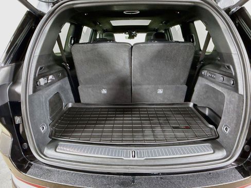 Used 2023 Jeep Grand Cherokee L Summit AWD/4WD image 27