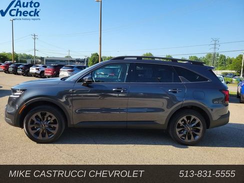 Used 2022 Kia Sorento X-Line EX AWD/4WD image 2