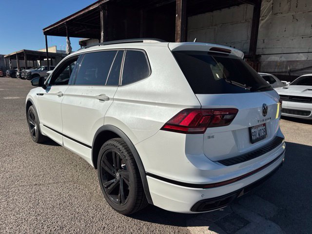 Used 2024 Volkswagen Tiguan SE R-Line FWD image 7