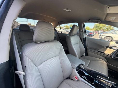 Used 2017 Honda Accord LX image 17