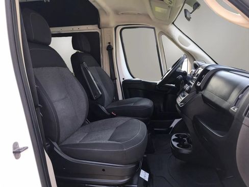 Used 2018 RAM ProMaster 1500 FWD image 2