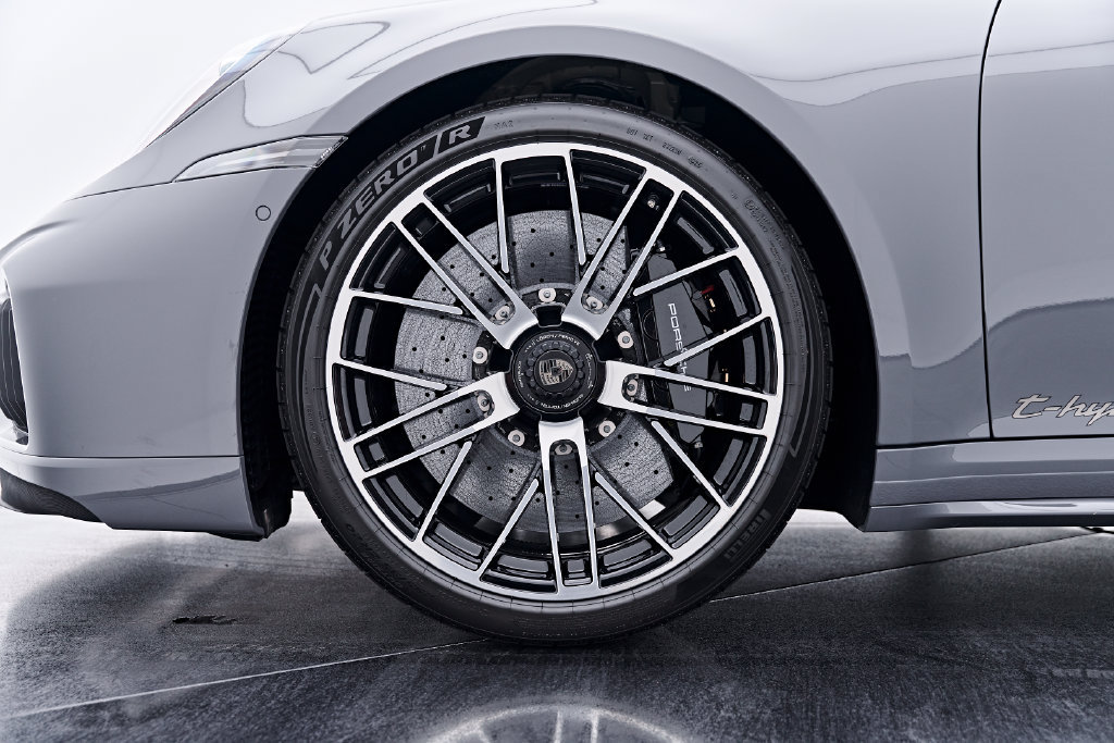 Used 2026 Porsche 911 Turbo S AWD/4WD image 3