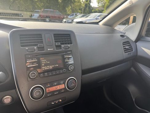 Used 2015 Nissan Leaf S w/ Charge Package image 21
