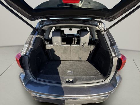 Used 2019 Nissan Pathfinder SL image 33