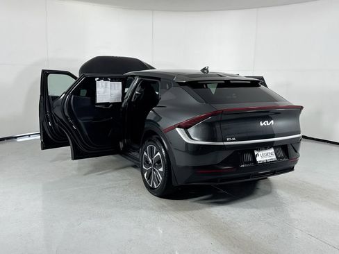 Used 2024 Kia EV6 Light RWD image 20