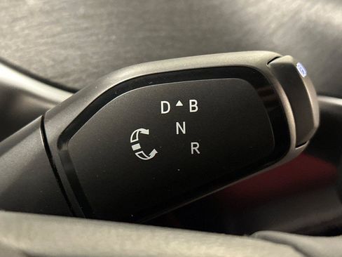 New 2025 Volkswagen ID. Buzz Pro S image 22