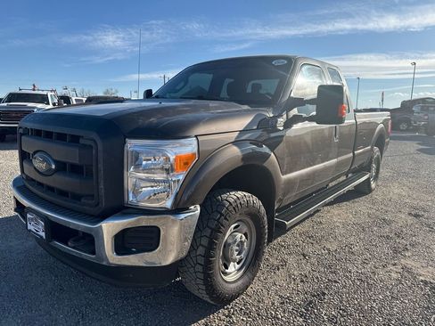 Used 2015 Ford F250 XL w/ Power Equipment Group image 6