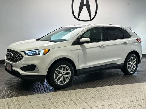 Used 2024 Ford Edge SEL w/ Cargo Accessory Package AWD/4WD image 3