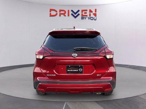 Used 2023 Nissan Kicks SV FWD image 5