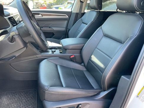 Certified 2023 Volkswagen Atlas SE AWD/4WD image 6