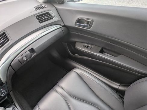 Used 2020 Acura ILX image 15