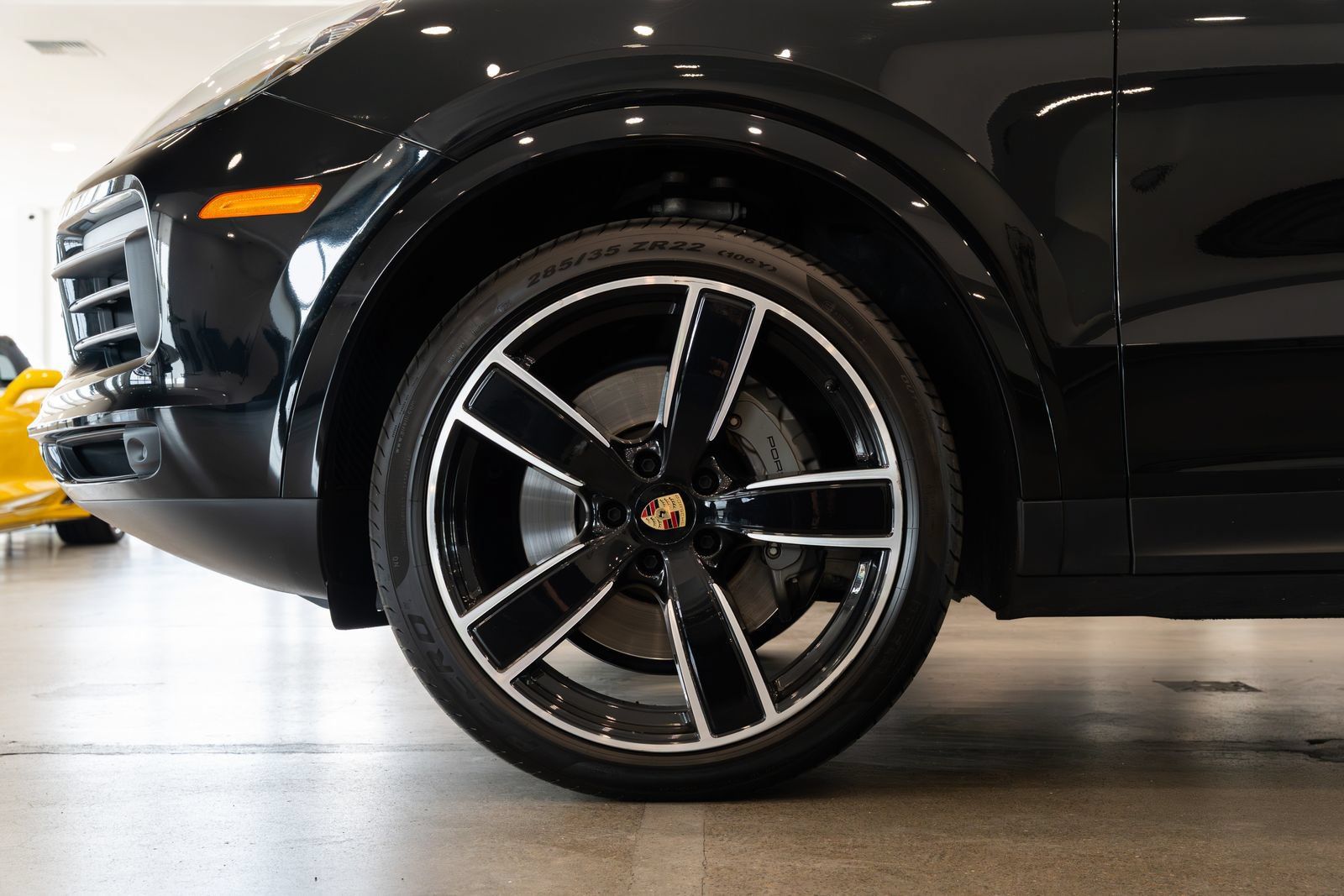Used 2023 Porsche Cayenne S AWD/4WD image 7