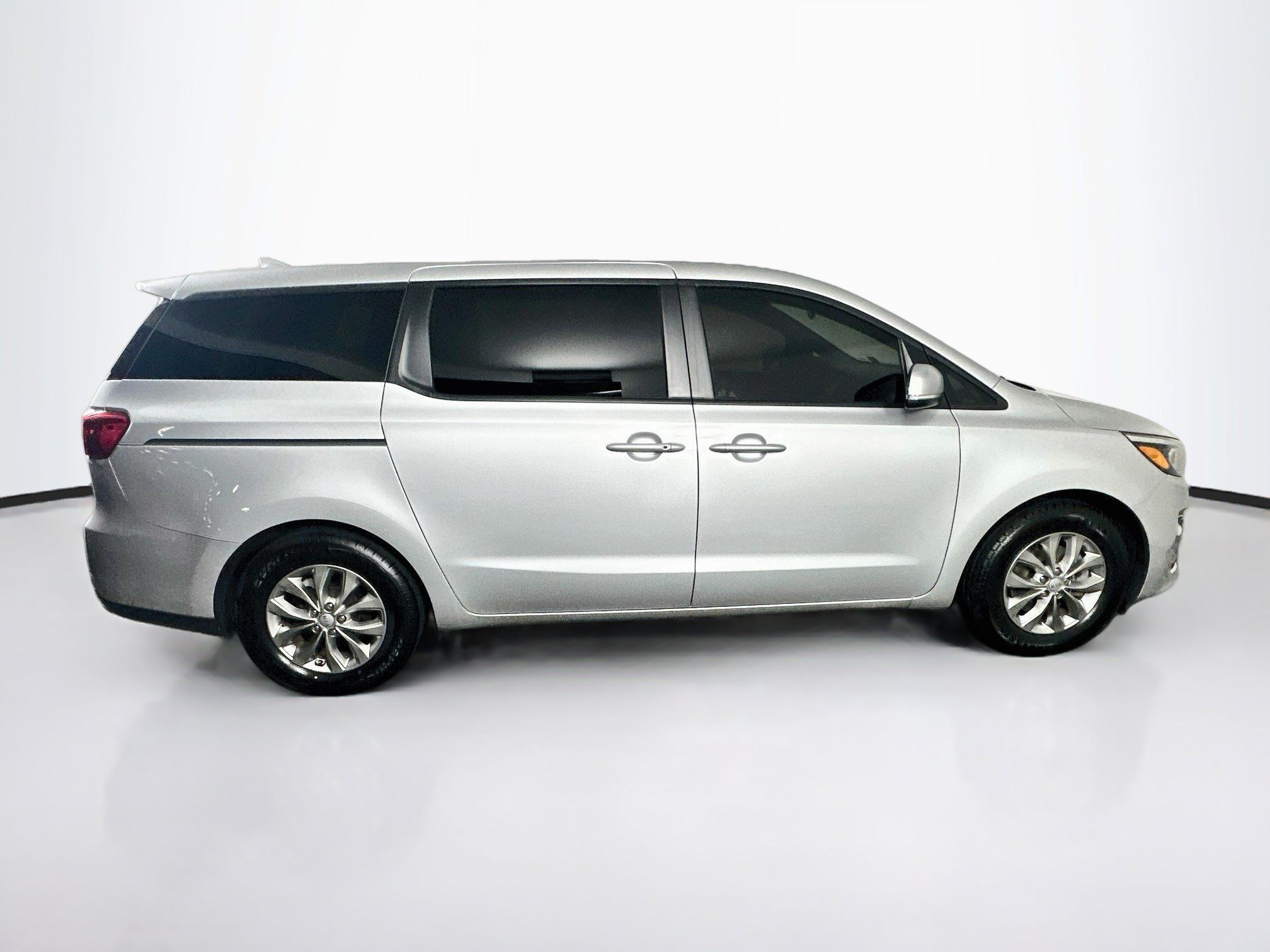 Used 2020 Kia Sedona LX FWD image 10
